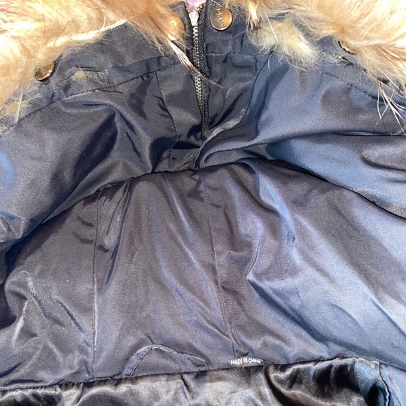 DKNY coat - Picture 8 of 9